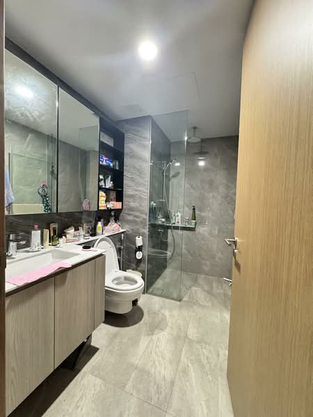 Whistler Grand, 109 West Coast Vale, 2 Bedrooms, 614 sqft, Condominium For Rent, by Rose Lai, 500122977 - Bathroom - PropertyGuru.com.sg