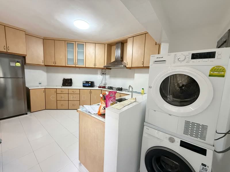 Cheap Bedroom @ Siglap MRT, , Room Rental, 90 sqft, Apartment For Rent, by Cindy Fu 付小姐, 500122979 - Kitchen - PropertyGuru.com.sg