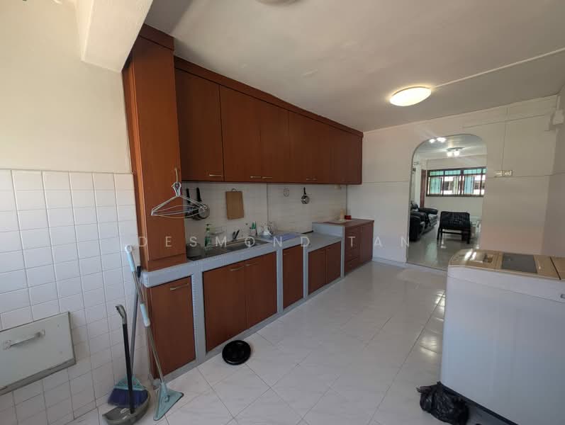 536 Upper Cross Street, 536 Upper Cross Street, 2 Bedrooms, 731 sqft, HDB Flat For Sale, by Desmond Tan, 500122989 - Kitchen - PropertyGuru.com.sg