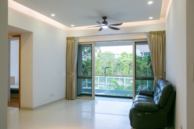 Visioncrest, 37 Oxley Rise, 2 Bedrooms, 969 sqft, Condominium For Sale, by Daniel Ong, 500122999 - Living Room - PropertyGuru.com.sg