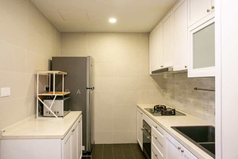 Visioncrest, 37 Oxley Rise, 2 Bedrooms, 969 sqft, Condominium For Sale, by Daniel Ong, 500122999 - Kitchen - PropertyGuru.com.sg
