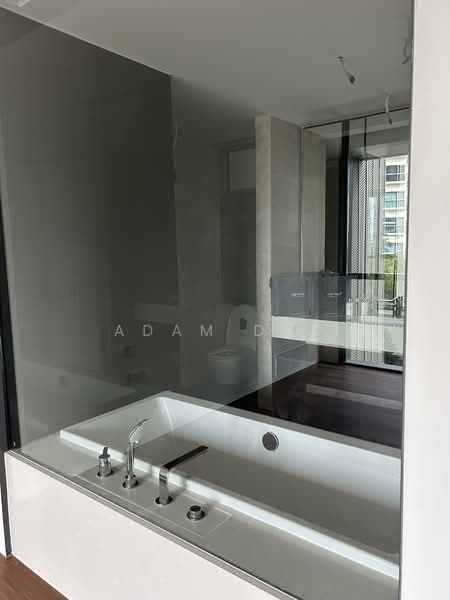 Amber Park, 14 Amber Gardens, 5 Bedrooms, 2,142 sqft, Condominium For Sale, by Adam Dao, 500123008 - Bathroom - PropertyGuru.com.sg