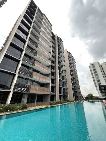Sceneca Residence, 26 Tanah Merah Kechil Link, 2 Bedrooms, 689 sqft, Condominium For Sale, by Alick Liaw, 500123010 - Exterior - PropertyGuru.com.sg