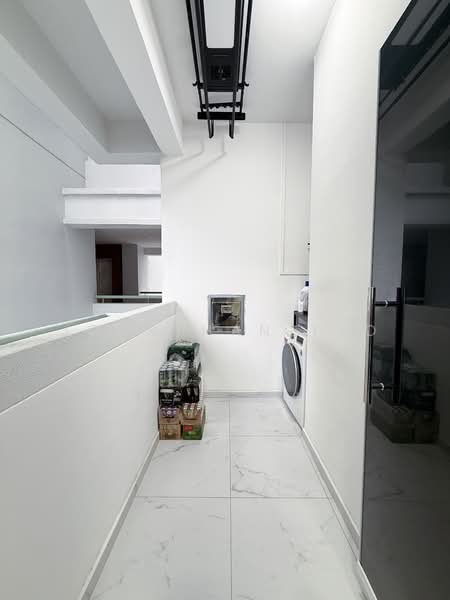 Merawoods, , 2 Bedrooms, 1,001 sqft, Condominium For Sale, by Jonathan Yeo, 500123014 - Balcony - PropertyGuru.com.sg