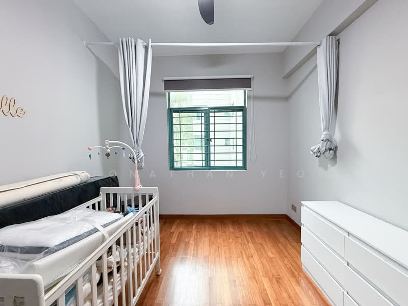 Merawoods, , 2 Bedrooms, 1,001 sqft, Condominium For Sale, by Jonathan Yeo, 500123014 - Bedroom - PropertyGuru.com.sg