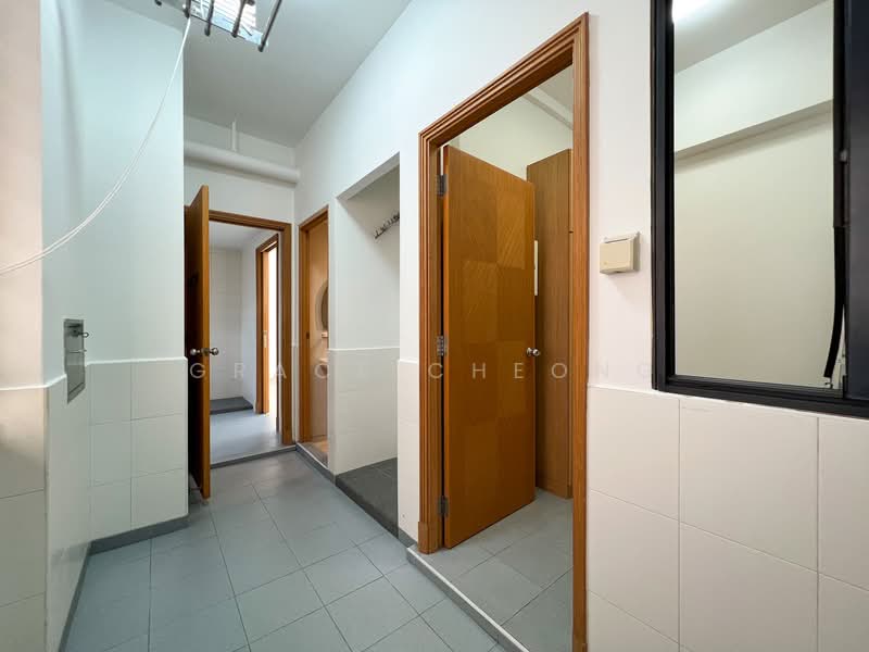 Haig Court, 152 Haig Road, 4 Bedrooms, 1,550 sqft, Condominium For Rent, by Grace Cheong, 500123021 - Yard - PropertyGuru.com.sg
