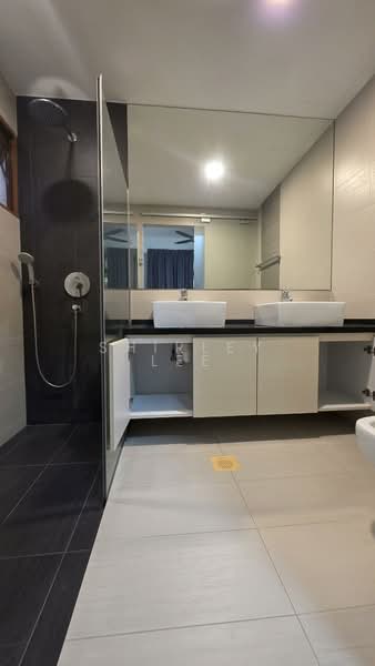 High Oak Condo, 11 Toh Tuck Road, 3 Bedrooms, 1,668 sqft, Condominium For Sale, by Shirley Lee, 500123028 - Bathroom - PropertyGuru.com.sg