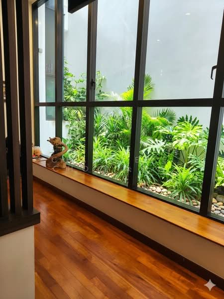 Avant Parc, Wak Hassan Place, 6 Bedrooms, 5,576 sqft, Terraced House For Sale, by Charlyene Choo 朱慧玲, 500123030 - Garden - PropertyGuru.com.sg