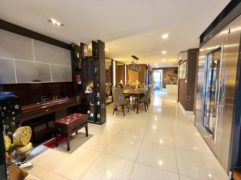 Avant Parc, Wak Hassan Place, Sembawang / Yishun, 6 Bedrooms, 5,576 sqft, Terraced House For Sale, by Charlyene Choo 朱慧玲, 500123030 - Dining Room - PropertyGuru.com.sg