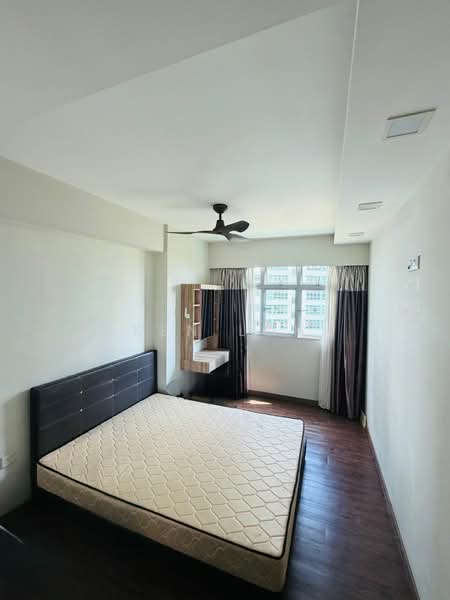 782A Woodlands Crescent, 782A Woodlands Crescent, 3 Bedrooms, 1,206 sqft, HDB Flat For Sale, by Ken Loh, 500123047 - PropertyGuru.com.sg