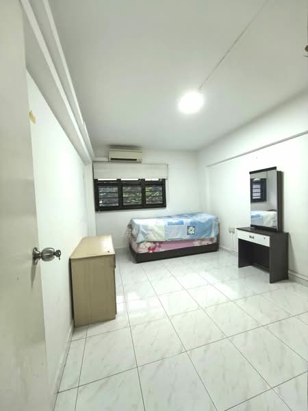 68 Telok Blangah Heights, 68 Telok Blangah Heights, 3 Bedrooms, 980 sqft, HDB Flat For Sale, by Amy Zeng 房姐姐, 500123056 - Bedroom - PropertyGuru.com.sg