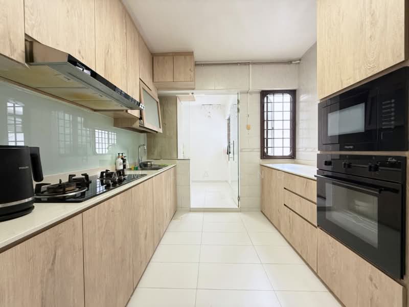 669 Choa Chu Kang Crescent, 669 Choa Chu Kang Crescent, 3 Bedrooms, 1,109 sqft, HDB Flat For Sale, by Amelia Ang, 500123057 - Kitchen - PropertyGuru.com.sg