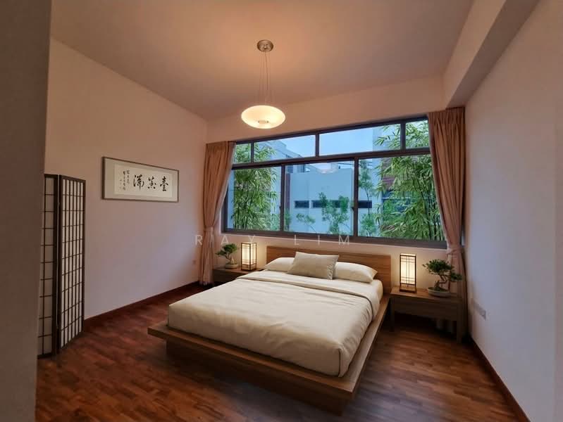 Woodhaven, 71 Woodgrove Avenue, 4 Bedrooms, 3,357 sqft, Condominium For Sale, by Ray Lim, 500123059 - Bedroom - PropertyGuru.com.sg