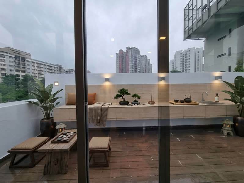 Woodhaven, 71 Woodgrove Avenue, 4 Bedrooms, 3,357 sqft, Condominium For Sale, by Ray Lim, 500123059 - Roof Terrace - PropertyGuru.com.sg