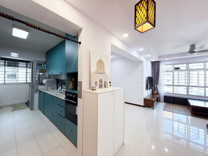 691D Woodlands Drive 73, 691D Woodlands Drive 73, 3 Bedrooms, 1,001 sqft, HDB Flat For Sale, by Nazri Baobed, 500123061 - Kitchen - PropertyGuru.com.sg