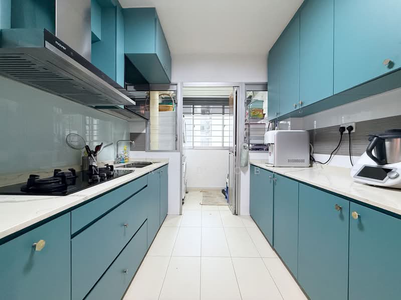 691D Woodlands Drive 73, 691D Woodlands Drive 73, 3 Bedrooms, 1,001 sqft, HDB Flat For Sale, by Nazri Baobed, 500123061 - Kitchen - PropertyGuru.com.sg