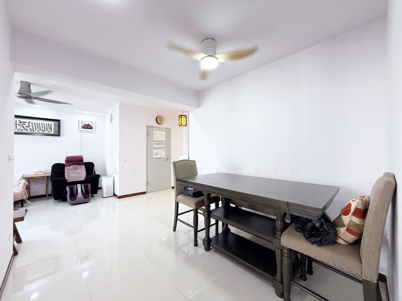 691D Woodlands Drive 73, 691D Woodlands Drive 73, 3 Bedrooms, 1,001 sqft, HDB Flat For Sale, by Nazri Baobed, 500123061 - Living Room - PropertyGuru.com.sg