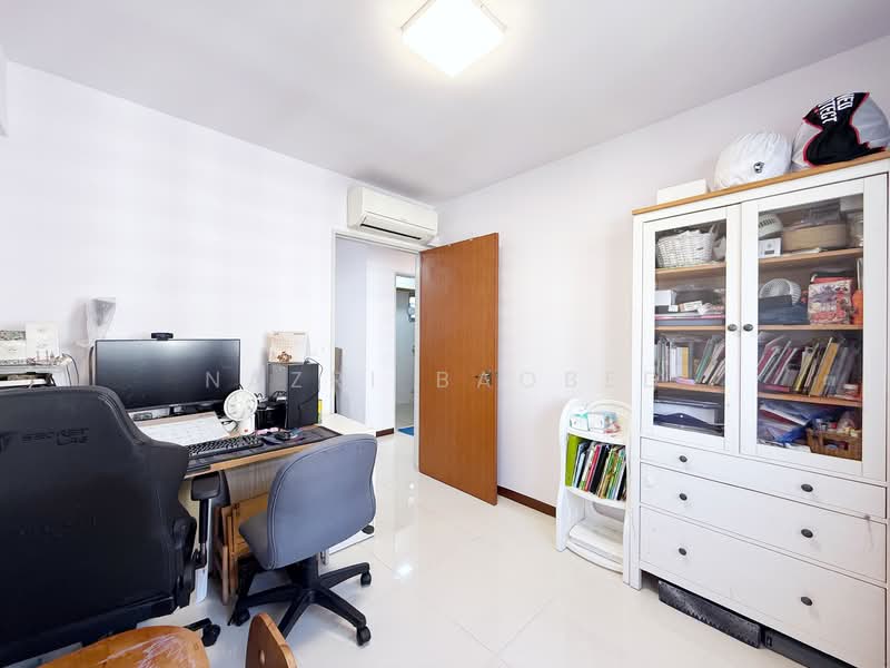 691D Woodlands Drive 73, 691D Woodlands Drive 73, 3 Bedrooms, 1,001 sqft, HDB Flat For Sale, by Nazri Baobed, 500123061 - Study - PropertyGuru.com.sg