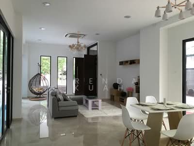 For Sale - Lorong Marzuki