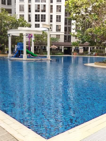 Parc Vista, 450 Corporation Road, Room Rental, 100 sqft, Condominium For Rent, by Mindy Lim, 500123072 - Pool - PropertyGuru.com.sg