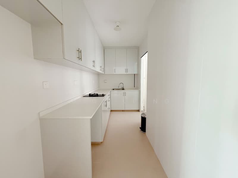 43A Margaret Drive, 43A Margaret Drive, 2 Bedrooms, 678 sqft, HDB Flat For Sale, by Paige Liang, 500123081 - Kitchen - PropertyGuru.com.sg
