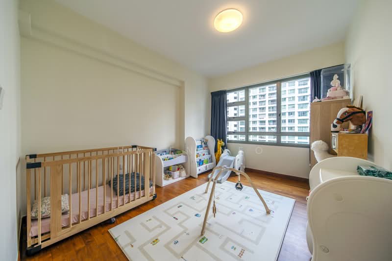 678C Punggol Drive, 678C Punggol Drive, 3 Bedrooms, 1,216 sqft, HDB Flat For Sale, by Helen Neo, 500123084 - Bedroom - PropertyGuru.com.sg