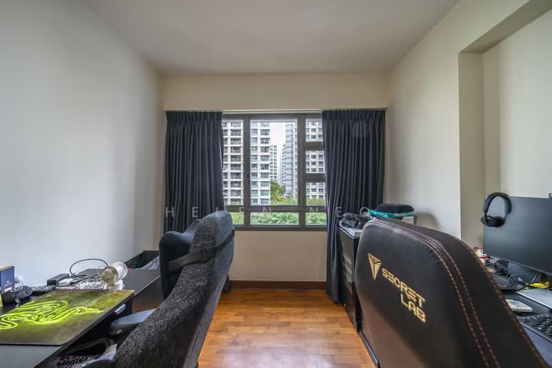 678C Punggol Drive, 678C Punggol Drive, 3 Bedrooms, 1,216 sqft, HDB Flat For Sale, by Helen Neo, 500123084 - Study - PropertyGuru.com.sg