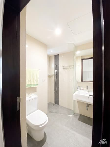 Watercolours, 25 Pasir Ris Link, 3 Bedrooms, 1,141 sqft, Executive Condominium For Sale, by Sammy Song, 500123087 - Bathroom - PropertyGuru.com.sg