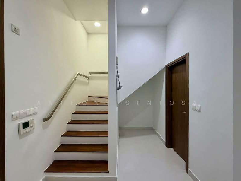 Loft @ Nathan, 31 Nathan Road, 2 Bedrooms, 990 sqft, Condominium For Sale, by Anthony Sentosa, 500123090 - Interior - PropertyGuru.com.sg