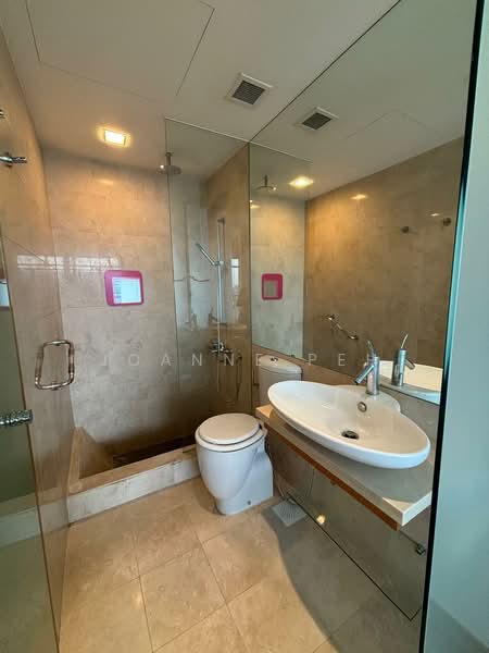 Icon, 10 Gopeng Street, 1 Bedroom, 657 sqft, Apartment For Sale, by Joanne Peh, 500123092 - Bathroom - PropertyGuru.com.sg