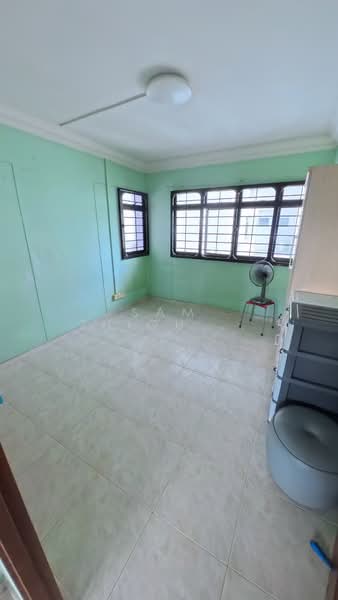 350 Ang Mo Kio Street 32, 350 Ang Mo Kio Street 32, 3 Bedrooms, 1,023 sqft, HDB Flat For Sale, by Sam Zhiquan 岑志权, 500123094 - Master Bedroom - PropertyGuru.com.sg