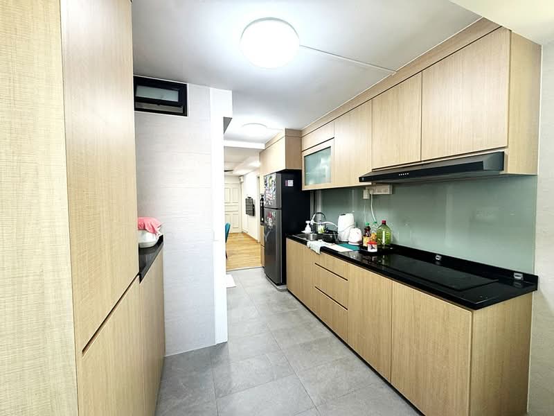 40 Beo Crescent, 40 Beo Crescent, 2 Bedrooms, 635 sqft, HDB Flat For Sale, by Ng Lay Kwan, 500123102 - Kitchen - PropertyGuru.com.sg