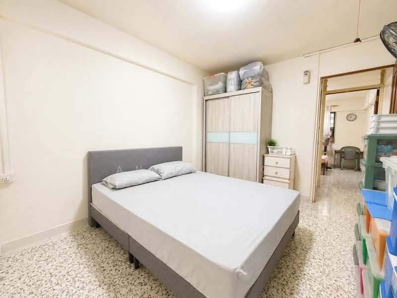 346 Ang Mo Kio Avenue 3, 346 Ang Mo Kio Avenue 3, 2 Bedrooms, 786 sqft, HDB Flat For Sale, by Angela Ng, 500123113 - Bedroom - PropertyGuru.com.sg