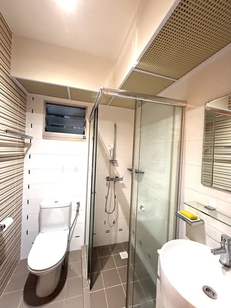 441A Bukit Batok West Avenue 8, 441A Bukit Batok West Avenue 8, Room Rental, 180 sqft, HDB Flat For Rent, by Jade Goh, 500123114 - Bathroom - PropertyGuru.com.sg