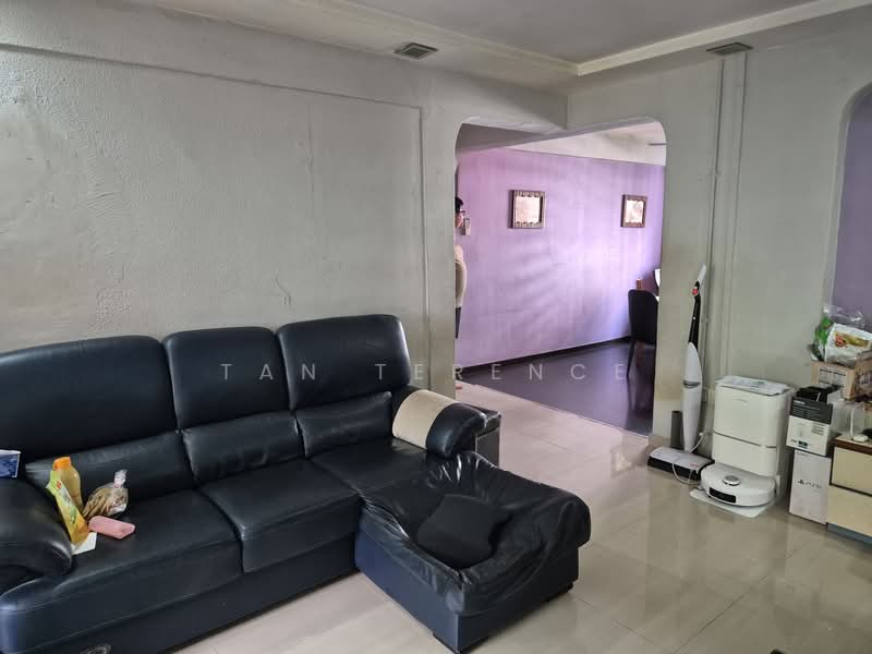 111 Bedok North Road, 111 Bedok North Road, 3 Bedrooms, 1,260 sqft, HDB Flat For Sale, by Tan Terence, 500123115 - Living Room - PropertyGuru.com.sg
