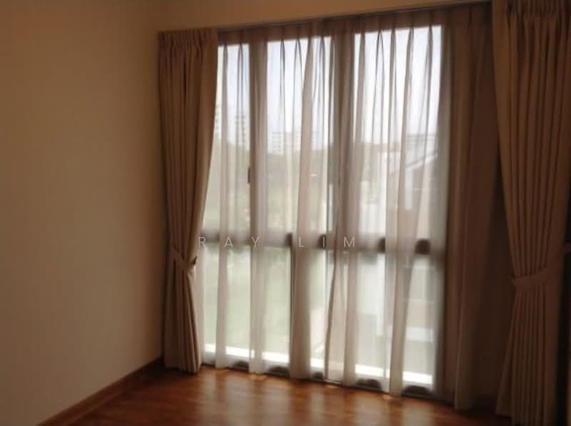 Woodhaven, 71 Woodgrove Avenue, 3 Bedrooms, 1,119 sqft, Condominium For Sale, by Ray Lim, 500123129 - Bedroom - PropertyGuru.com.sg