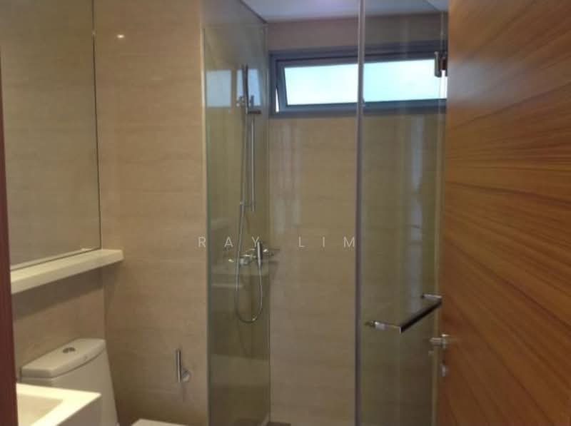 Woodhaven, 71 Woodgrove Avenue, 3 Bedrooms, 1,119 sqft, Condominium For Sale, by Ray Lim, 500123129 - Bathroom - PropertyGuru.com.sg