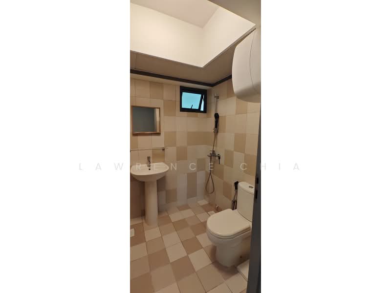 86 Dawson Road, 86 Dawson Road, 3 Bedrooms, 893 sqft, HDB Flat For Sale, by Lawrence Chia, 500123130 - Bathroom - PropertyGuru.com.sg