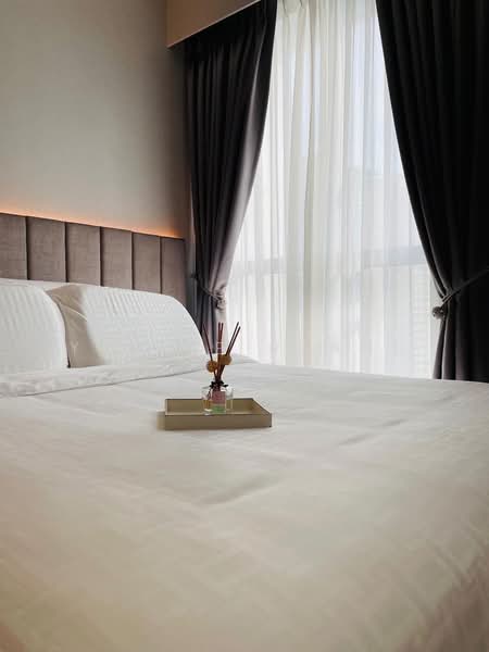 Queens Peak, 1 Dundee Road, 1 Bedroom, 495 sqft, Condominium For Sale, by Yvette Huang 黄俐银, 500123141 - Bedroom - PropertyGuru.com.sg