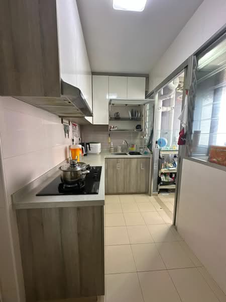 220B Sumang Lane, 220B Sumang Lane, 2 Bedrooms, 732 sqft, HDB Flat For Sale, by Vernie Lee, 500123142 - Kitchen - PropertyGuru.com.sg