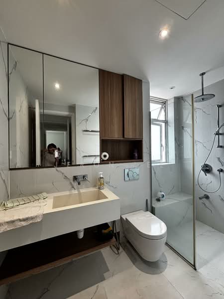 The Metropolitan Condominium, 8 Alexandra View, 2 Bedrooms, 1,033 sqft, Condominium For Rent, by Jeron Lee, 500123143 - Bathroom - PropertyGuru.com.sg