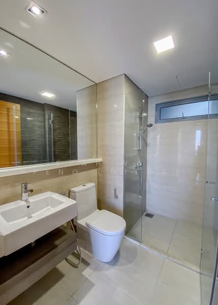 Woodhaven, 77 Woodgrove Avenue, 3 Bedrooms, 1,119 sqft, Condominium For Sale, by Seah Wan Peng (Gilda), 500123146 - Bathroom - PropertyGuru.com.sg