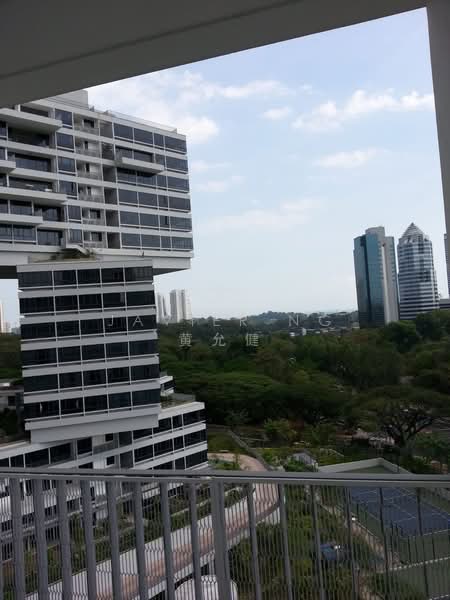 The Interlace, 180 Depot Road, 2 Bedrooms, 1,044 sqft, Condominium For Rent, by Javier Ng 黄允健, 500123150 - Exterior - PropertyGuru.com.sg