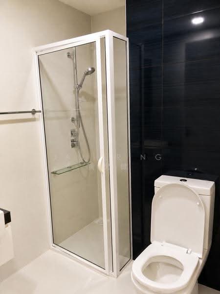 The Interlace, 180 Depot Road, Harbourfront / Telok Blangah, 2 Bedrooms, 1,044 sqft, Condominium For Rent, by Javier Ng 黄允健, 500123150 - Bathroom - PropertyGuru.com.sg