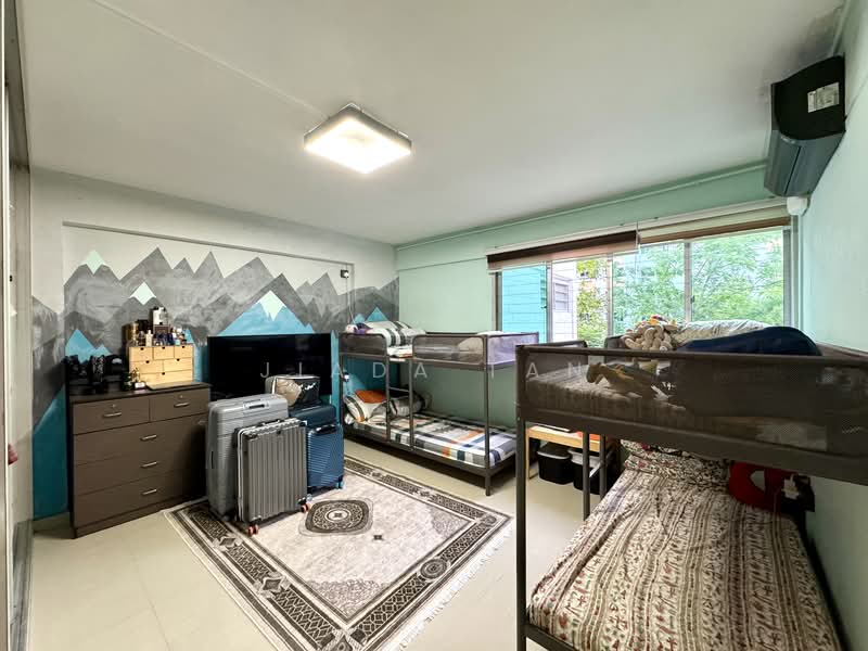 630 Hougang Avenue 8, 630 Hougang Avenue 8, 3 Bedrooms, 1,313 sqft, HDB Flat For Sale, by Jiada Tan, 500123151 - Bedroom - PropertyGuru.com.sg