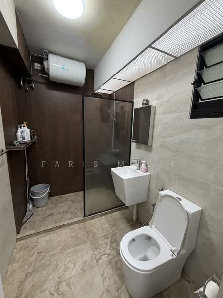 419B Northshore Drive, 419B Northshore Drive, 2 Bedrooms, 721 sqft, HDB Flat For Sale, by Faris Malik, 500123155 - Bathroom - PropertyGuru.com.sg