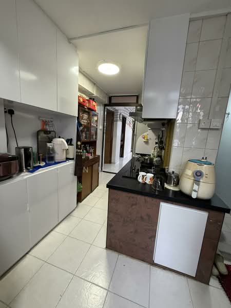 36 Circuit Road, 36 Circuit Road, 2 Bedrooms, 678 sqft, HDB Flat For Sale, by Jenny Lee, 500123157 - Kitchen - PropertyGuru.com.sg
