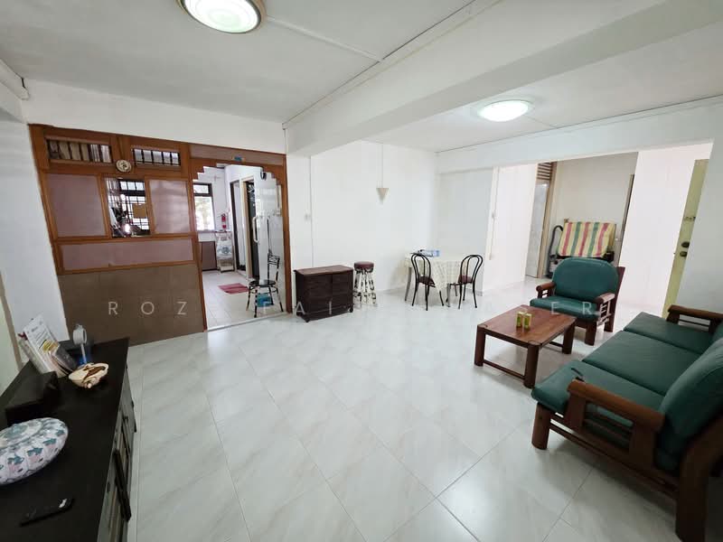354 Kang Ching Road, 354 Kang Ching Road, 3 Bedrooms, 1,097 sqft, HDB Flat For Sale, by Rozi Faith Naser, 500123159 - Living Room - PropertyGuru.com.sg