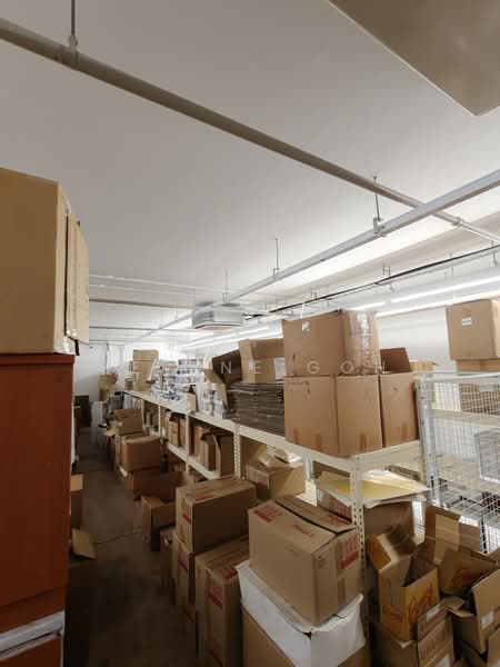 Mapex, 37 Jalan Pemimpin, 1,647 sqft, Light Industrial (B1) For Sale, by Serene Goh, 500123162 - Space of mezzanine - CommercialGuru.com.sg
