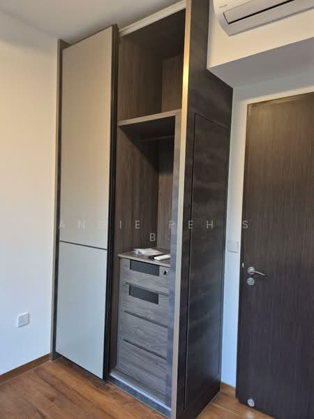 Wilshire Residences, 30 Farrer Road, 2 Bedrooms, 646 sqft, Condominium For Rent, by ANGIE PEH S B, 500123163 - Interior - PropertyGuru.com.sg